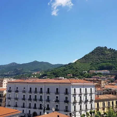 ベッド・アンド・ブレックファスト Il Cedro カーヴァ・デ・ティッレーニ