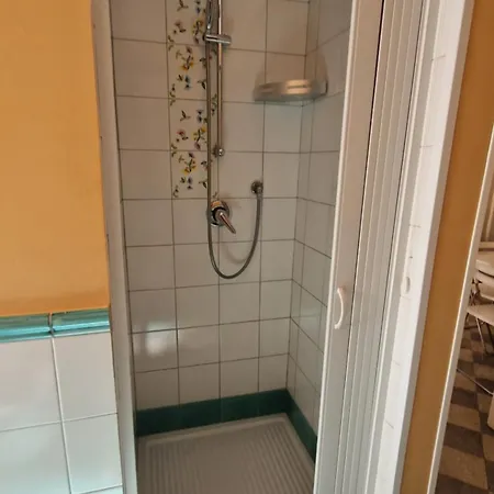 Il Cedro ベッド・アンド・ブレックファスト 3*